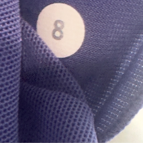 Lululemon Scoop Neck Tank - Picture 6 of 6